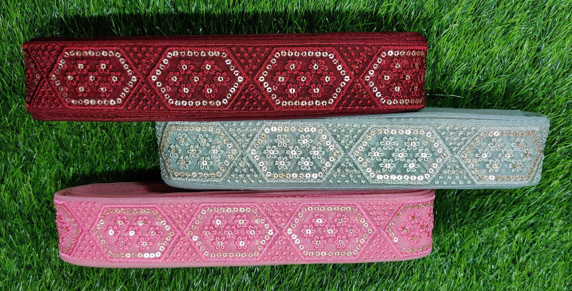 9 yard 4.0 cm wide Indian Saree Border Boho Lace Embroidery Ribbon Cushion Table runner curtains wedding Sewing Crafting Trim Headbands