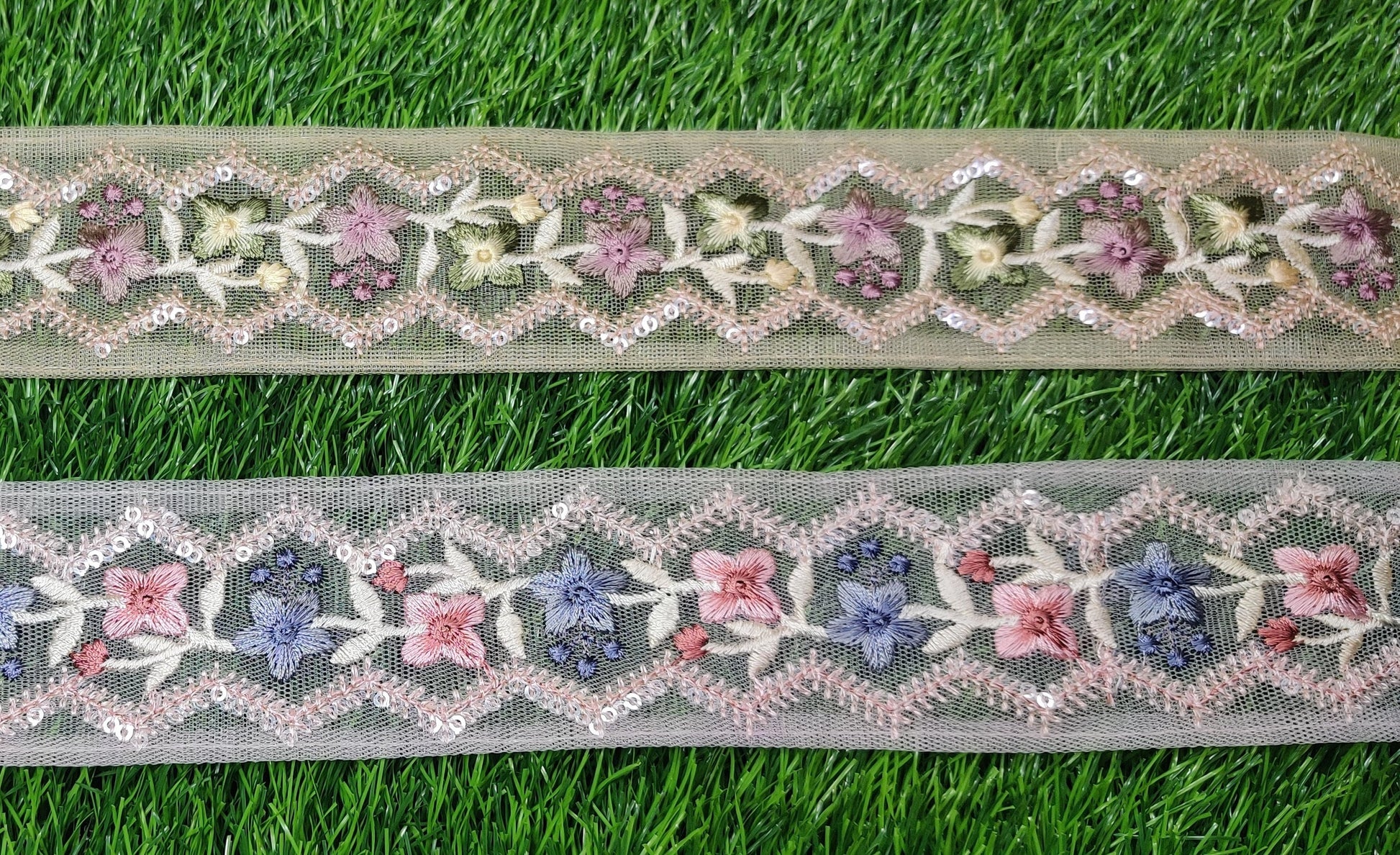 9 yard 4.5 cm wide Indian Saree Border Boho Lace Embroidery Ribbon Cushion Table runner curtains wedding Sewing Crafting Trim Headbands
