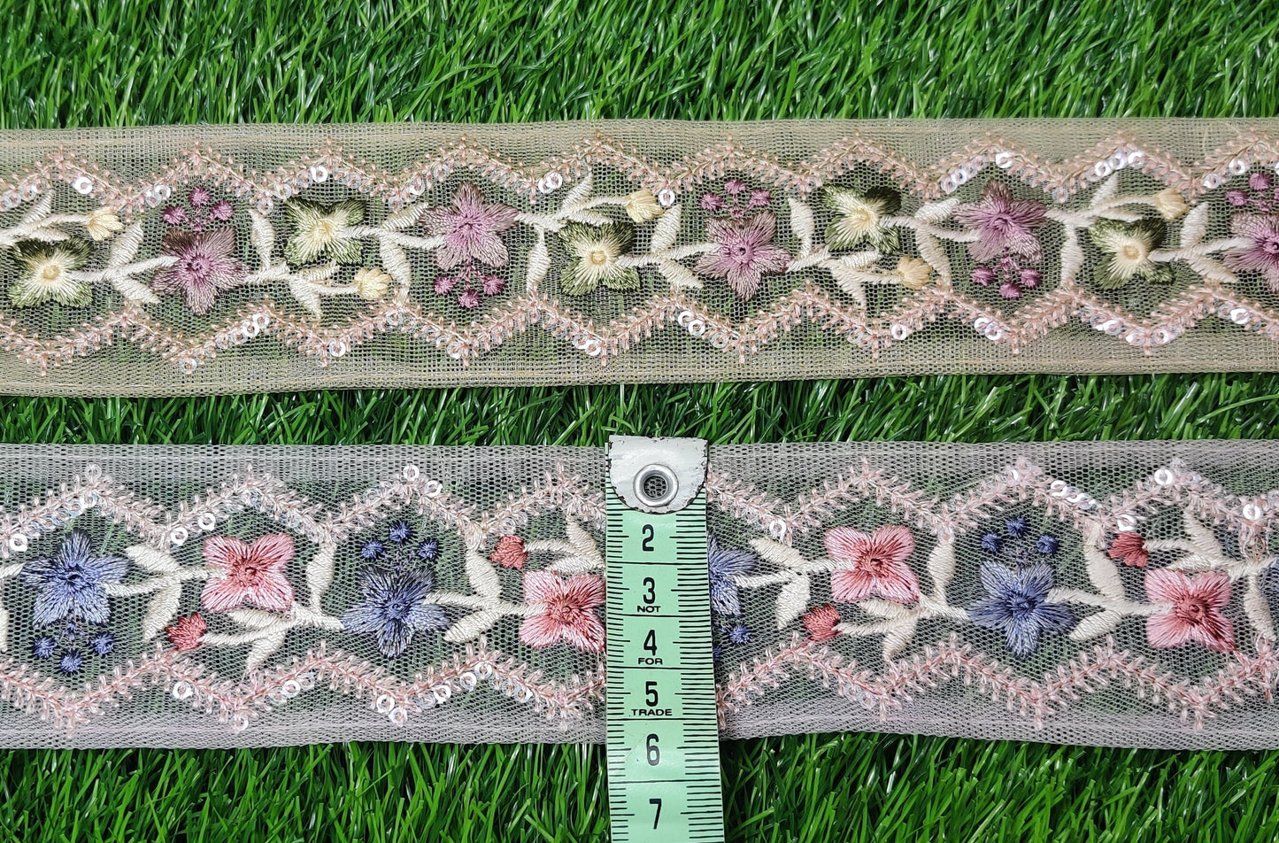 9 yard 4.5 cm wide Indian Saree Border Boho Lace Embroidery Ribbon Cushion Table runner curtains wedding Sewing Crafting Trim Headbands