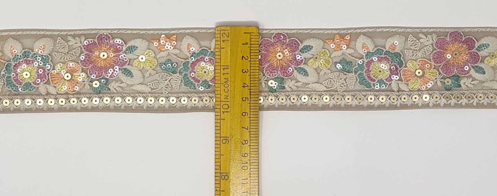3 yard 6.0 cm wide Indian Saree Border Boho Lace Embroidery Ribbon Cushion Table runner curtains wedding Sewing Crafting Trim Headbands