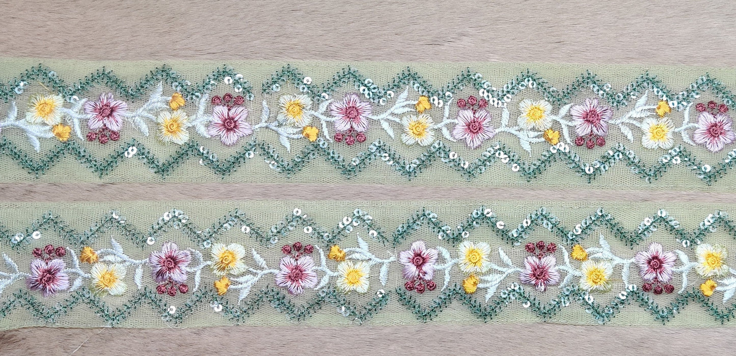 India Saree Border Lace Embroidery Trim By The Yard Sari Ribbon Cushion Table runner curtains wedding Sewing Crafting Trimmings Headbands