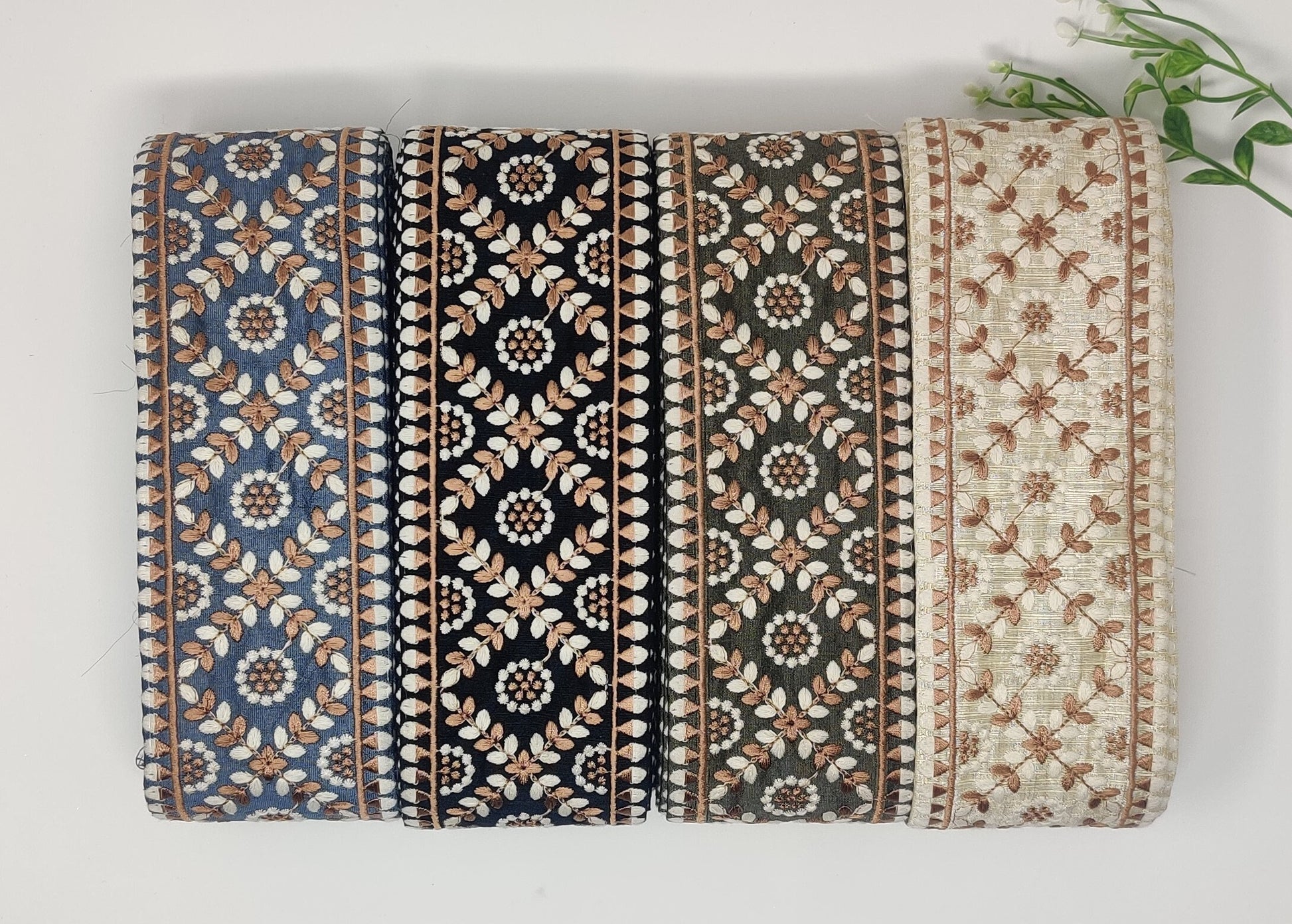 3 yard 8.0 cm wide Indian Saree Border Boho Lace Embroidery Ribbon Cushion Table runner curtains wedding Sewing Crafting Trim Headbands