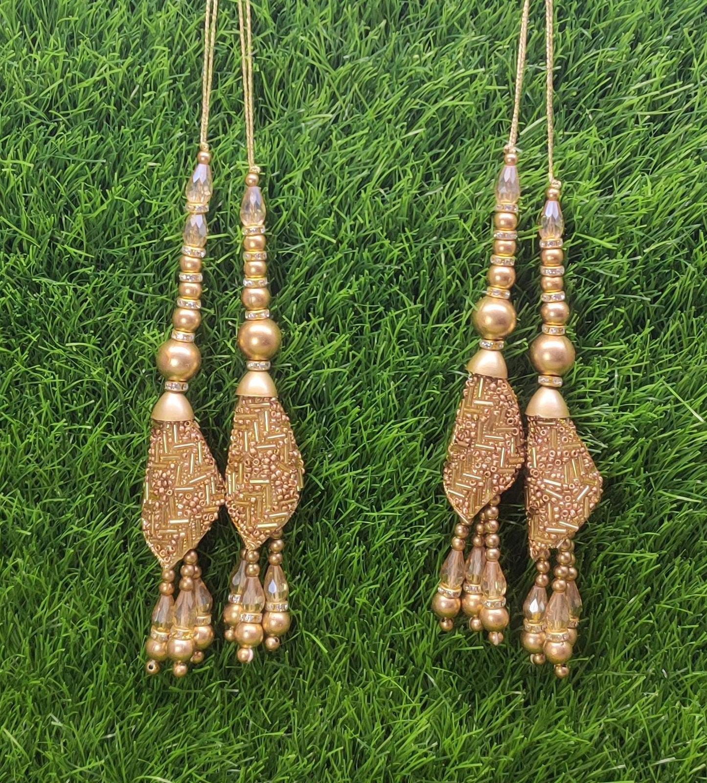 Golden White/ Golden/ Rose Gold Indian Beaded Tassel for Saree Blouse Lehenga Embellished HandBags Dupatta dress Latkan for Women 1 Pair