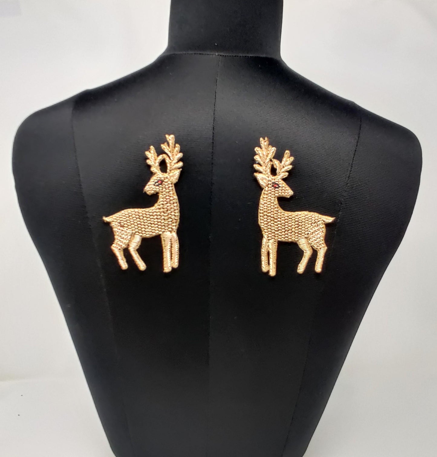 Handmade Indian Beaded Reindeer Shoulder Applique Patch - Sewing Embellishment for Dresses, Cushions, Crafting, and Bags, 1 Pair
