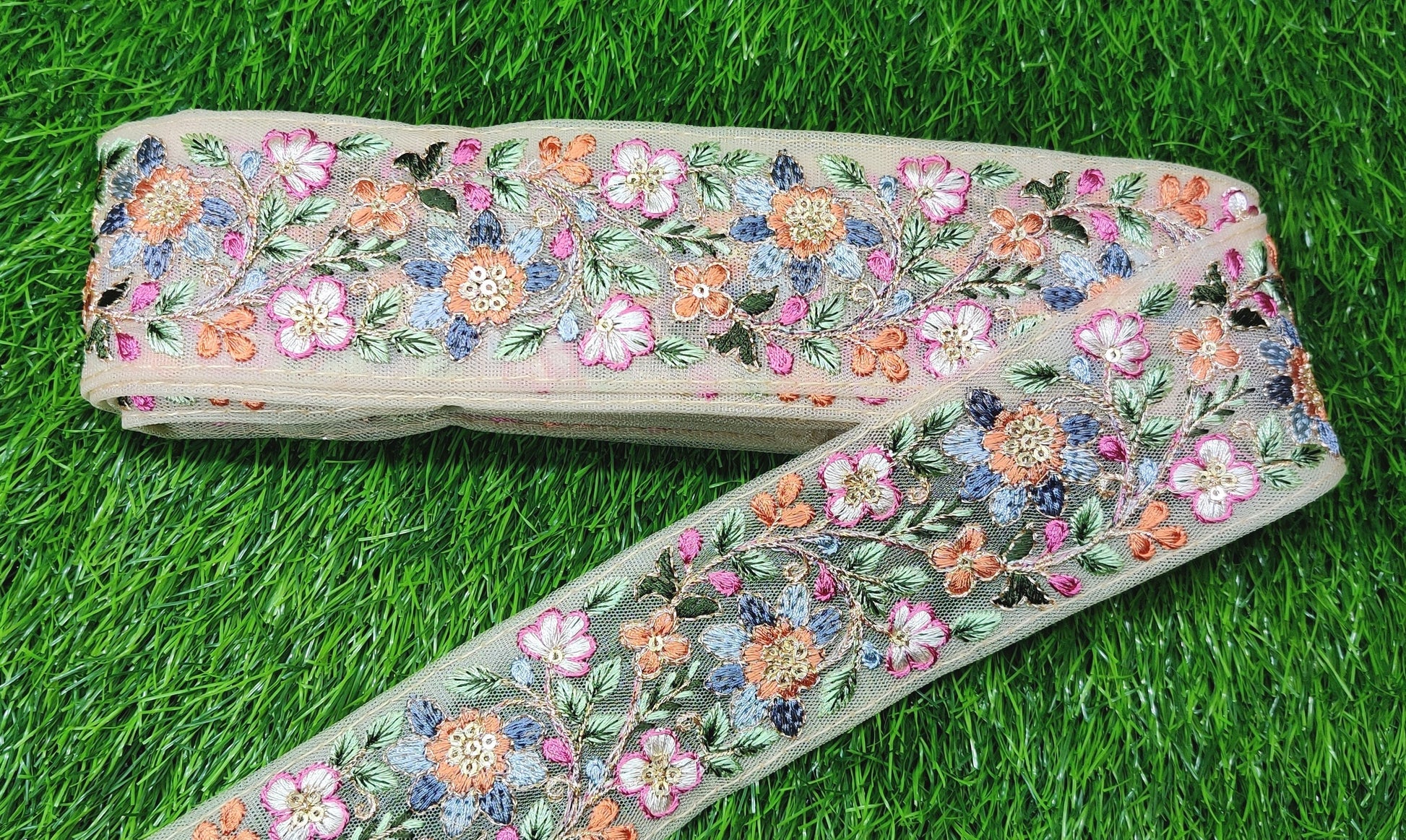 3 yard 5.0 cm wide Indian Saree Border Boho Lace Embroidery Ribbon Cushion Table runner curtains wedding Sewing Crafting Trim Headbands