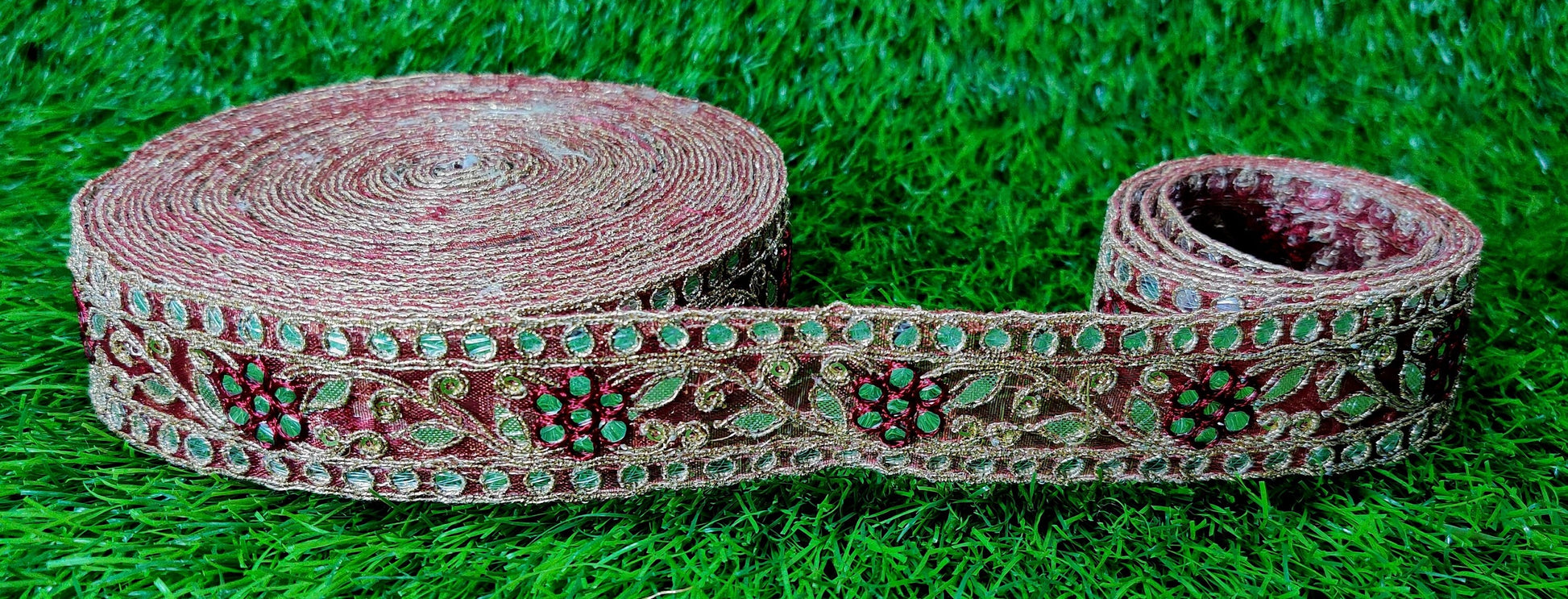9 yard 3.0 cm wide Indian Saree Border Boho Lace Embroidery Ribbon Cushion Table runner curtains wedding Sewing Crafting Trim Headbands