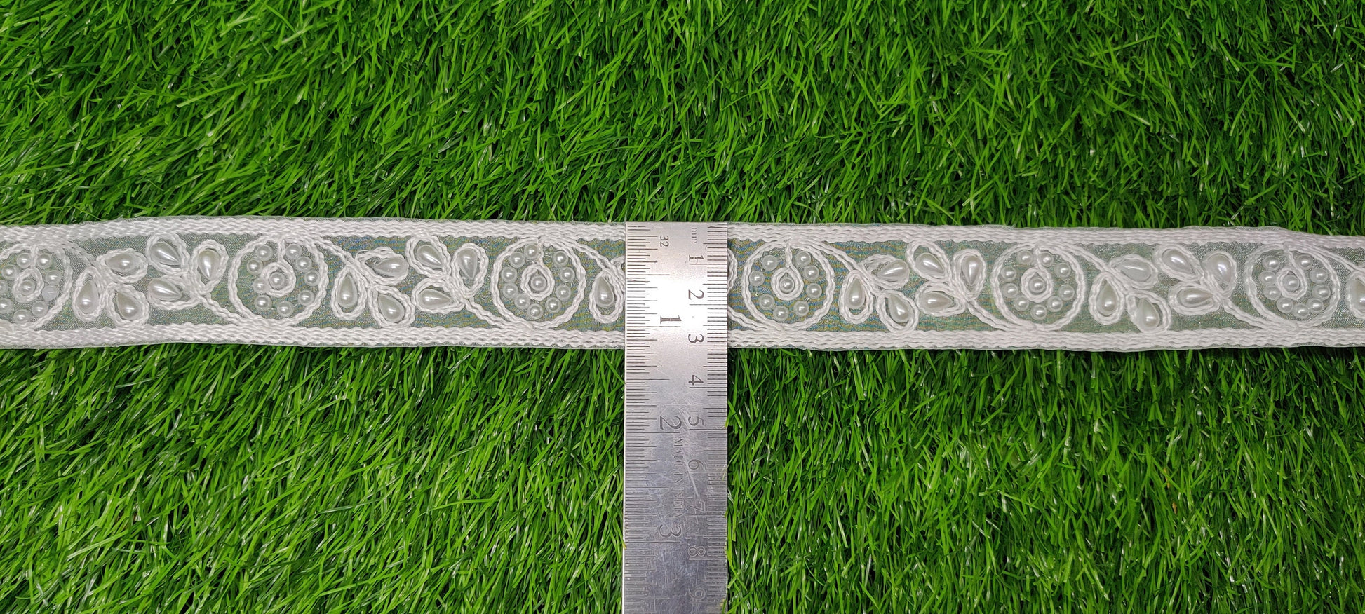9 yard 3.0 cm wide Indian Saree Border Boho Lace Embroidery Ribbon Cushion Table runner curtains wedding Sewing Crafting Trim Headbands