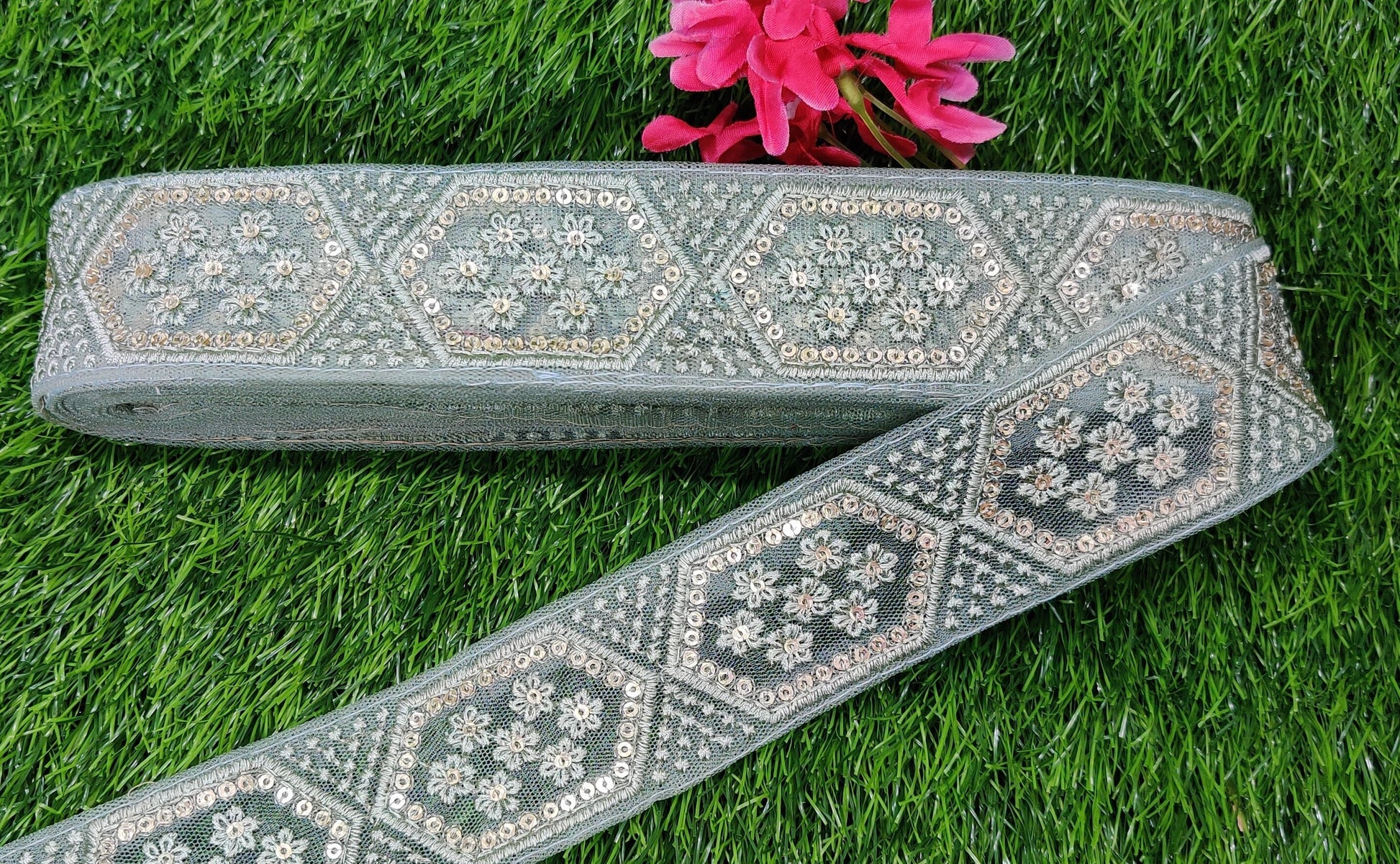 9 yard 4.0 cm wide Indian Saree Border Boho Lace Embroidery Ribbon Cushion Table runner curtains wedding Sewing Crafting Trim Headbands