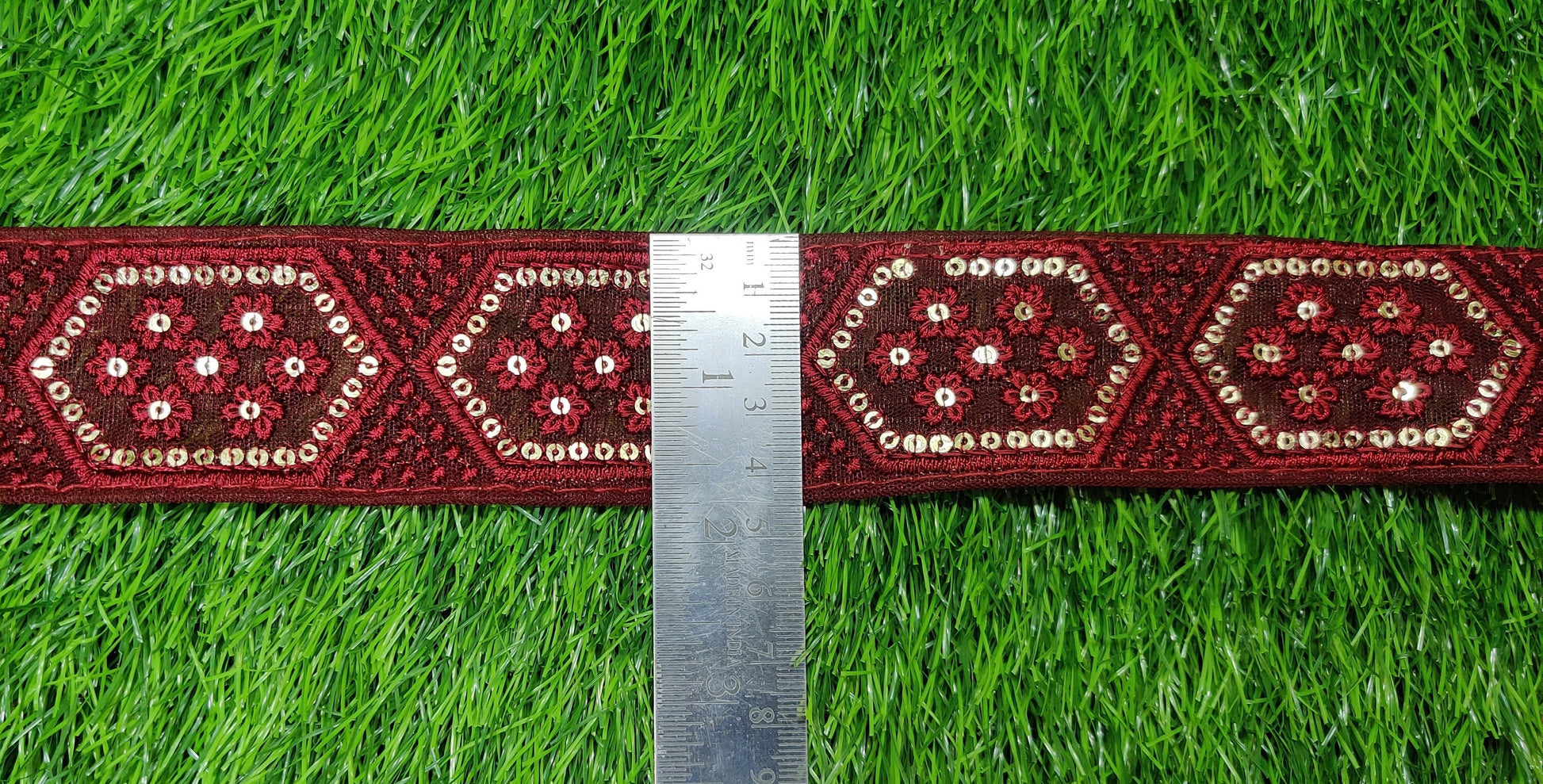 9 yard 4.0 cm wide Indian Saree Border Boho Lace Embroidery Ribbon Cushion Table runner curtains wedding Sewing Crafting Trim Headbands