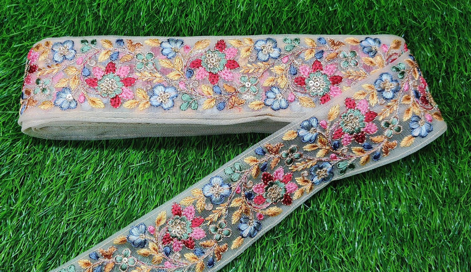 3 yard 5.0 cm wide Indian Saree Border Boho Lace Embroidery Ribbon Cushion Table runner curtains wedding Sewing Crafting Trim Headbands