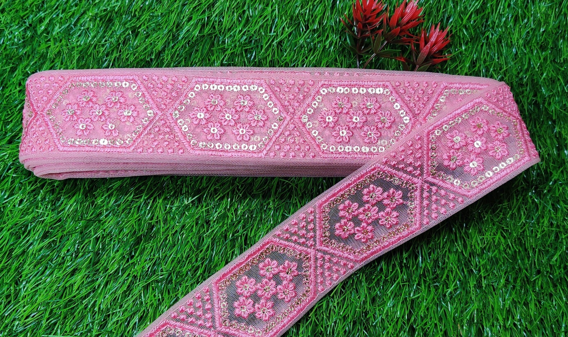 9 yard 4.0 cm wide Indian Saree Border Boho Lace Embroidery Ribbon Cushion Table runner curtains wedding Sewing Crafting Trim Headbands
