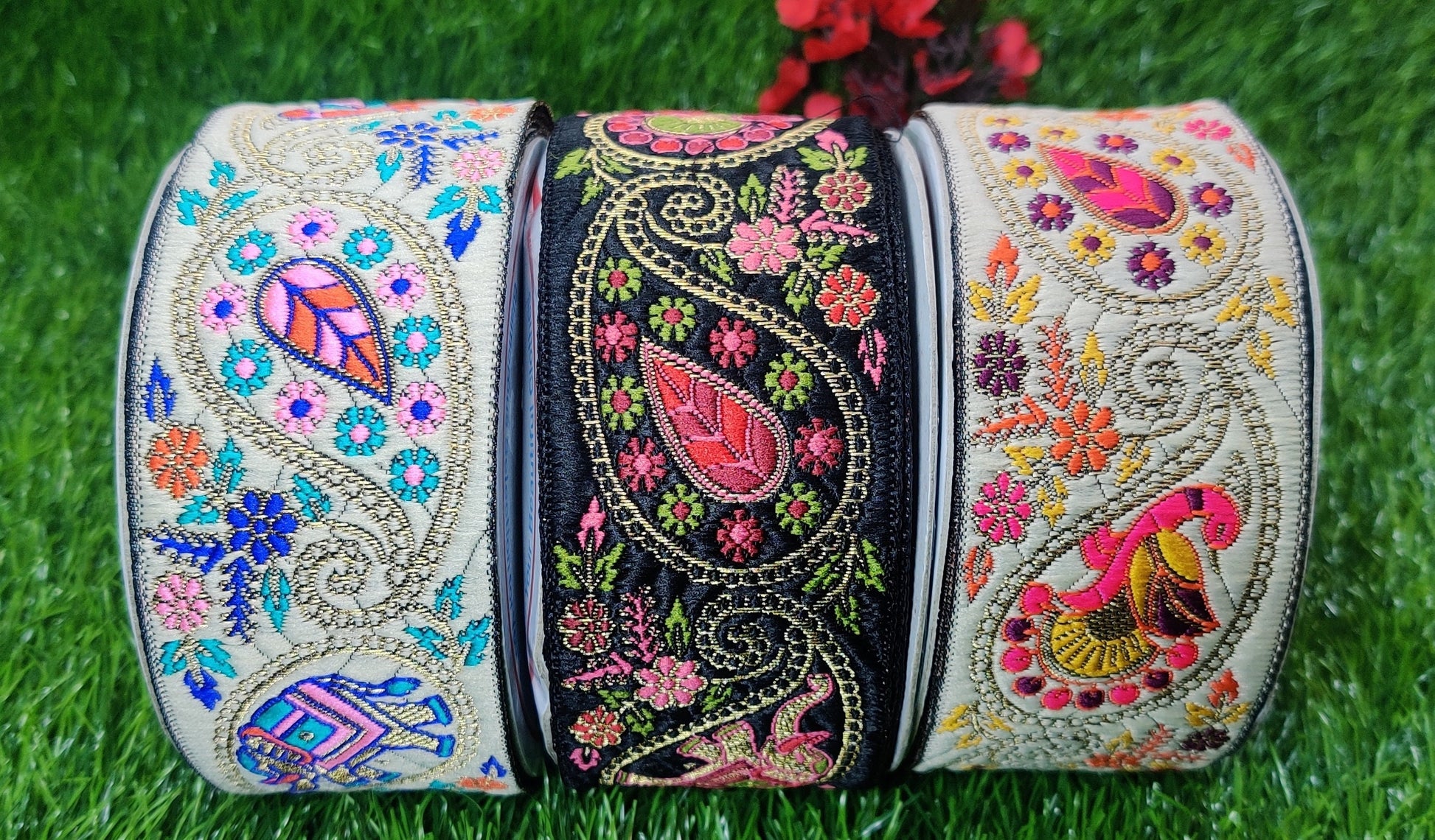 9 yard 5.0 cm wide Indian Saree Border Boho Lace Embroidery Ribbon Cushion Table runner curtains wedding Sewing Crafting Trim Headbands
