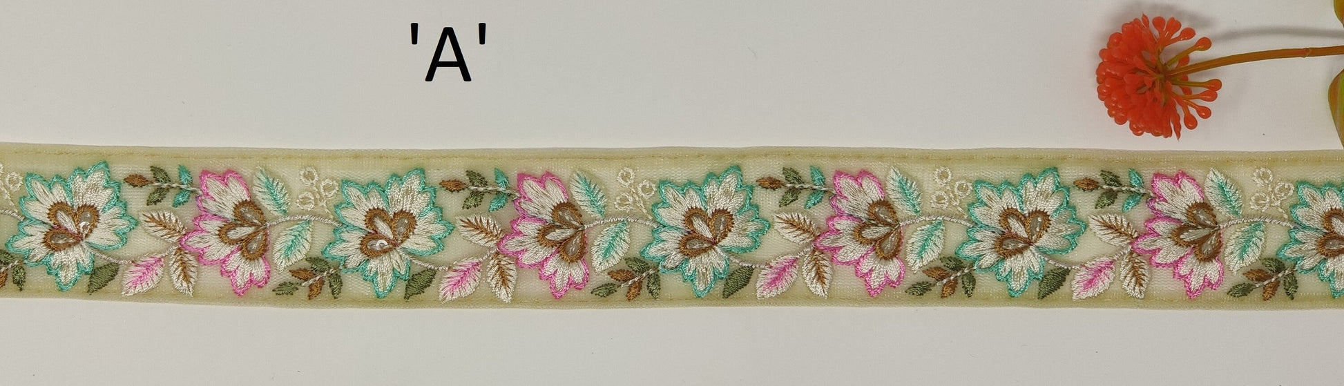 3 yard 4.0 cm wide Indian Saree Border Boho Lace Embroidery Ribbon Cushion Table runner curtains wedding Sewing Crafting Trim Headbands