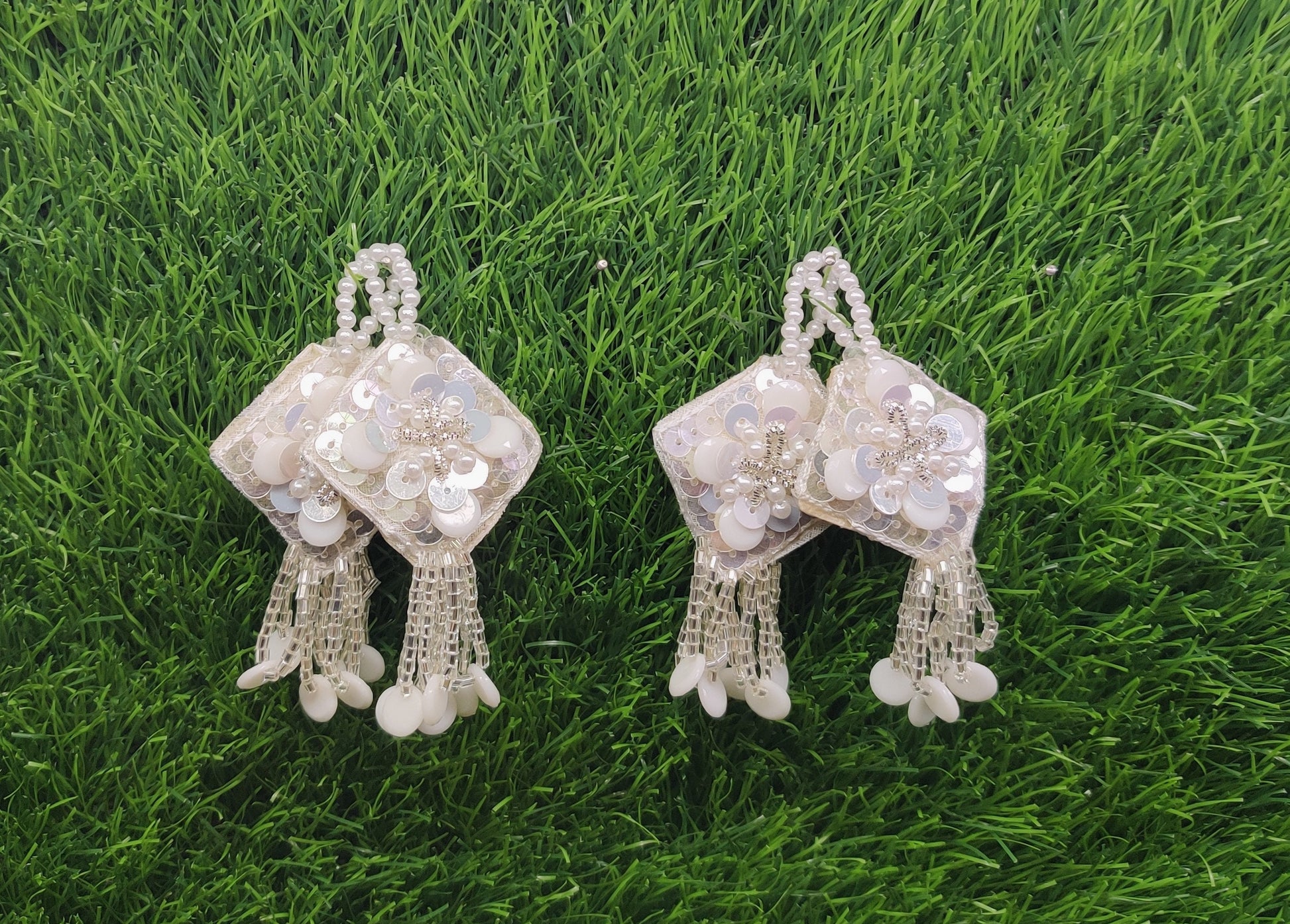 08 cm 2 pc pearl crystal beaded Tassels, home décor, lamp shades tassels, Hanging for Handbags, Indian Saree, Dupatta, Lehenga Blouse latkan